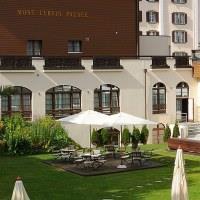Le Petit Cervin Hotel เซอร์แมท ภายนอก รูปภาพ The hotel's garden