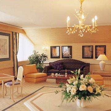 Le Petit Cervin Hotel เซอร์แมท ภายนอก รูปภาพ The lobby of the hotel